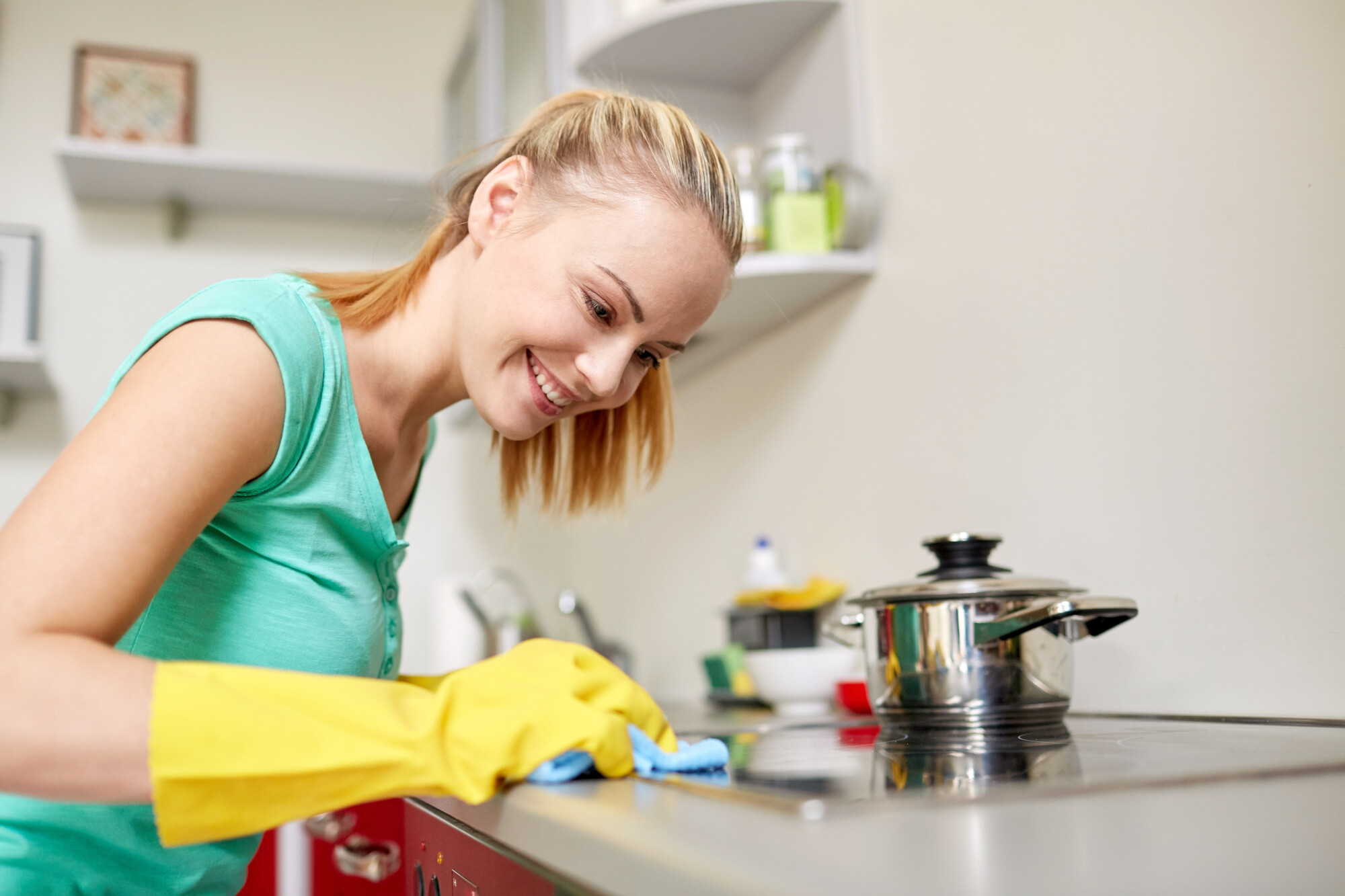 Are you struggling to keep your stove clean at home? Here's a quick guide on how to remove unwanted grease from your stove in no time.