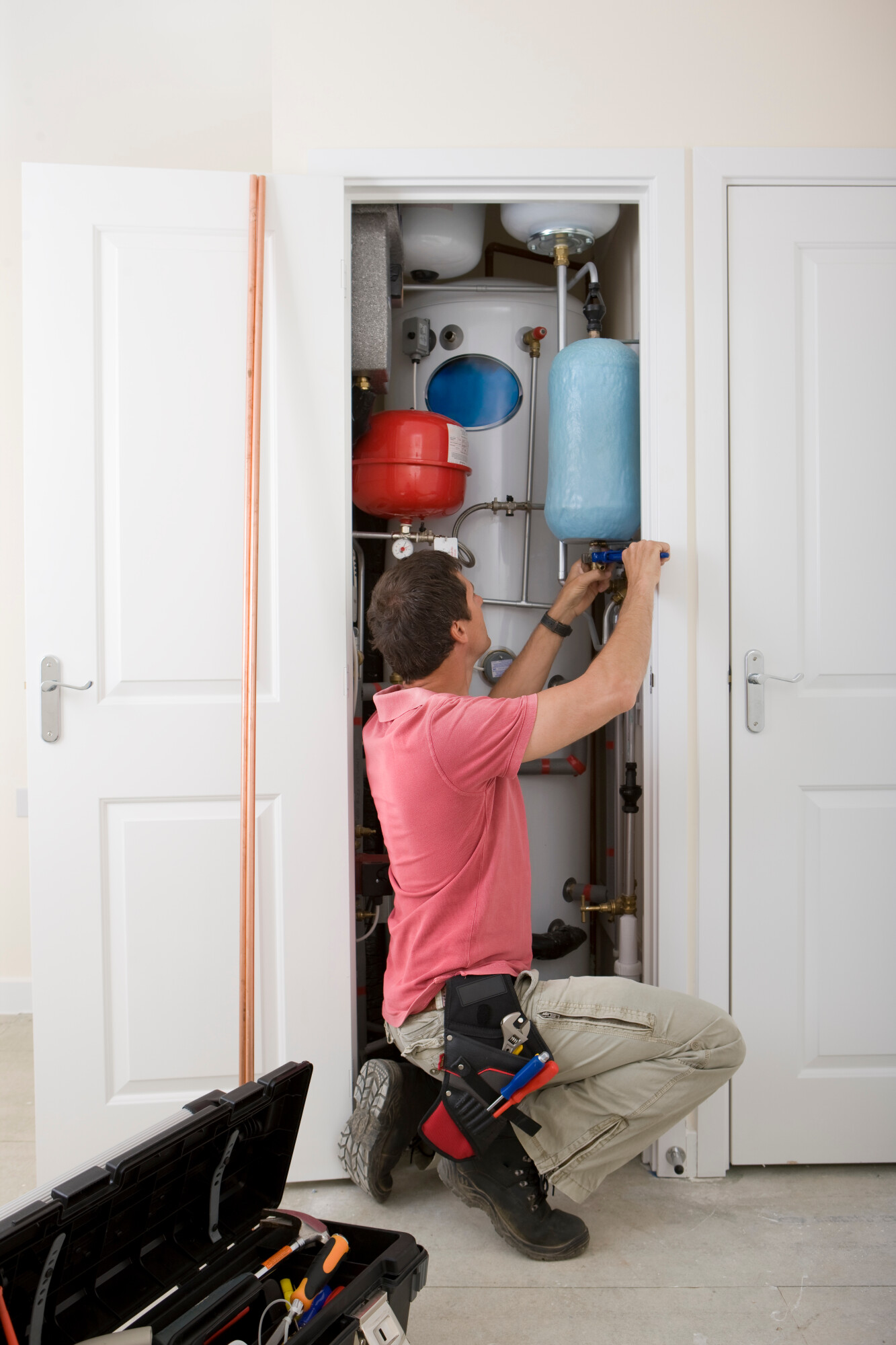 Your trusty hot water heater may not be feeling well, so it's a good idea to check up on it. Here are the signs it's time for a hot water heater replacement.