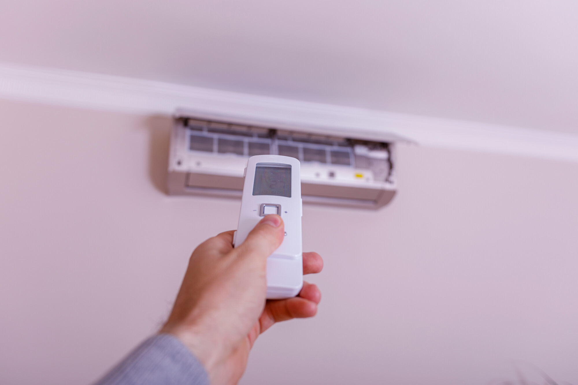 Are you looking for troubleshooting tips for a broken AC unit? If so, check out this guide for everything you should know.