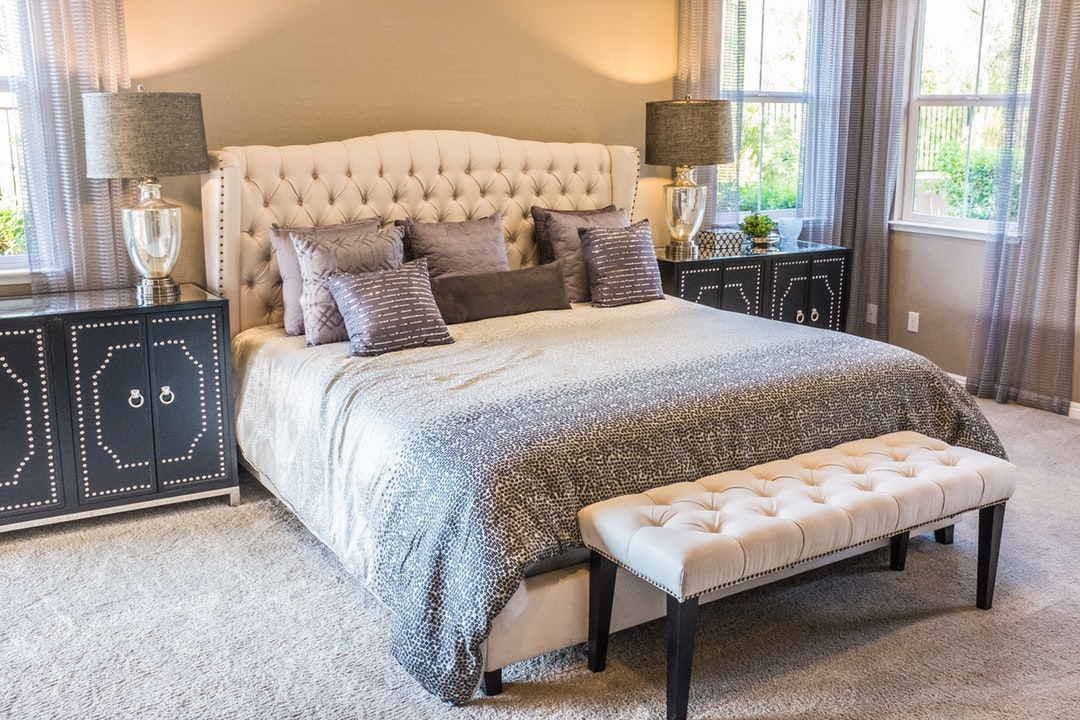 Are you wondering if an adjustable bed is right for your needs? Click here for the pros and cons of an adjustable bed to help you decide.
