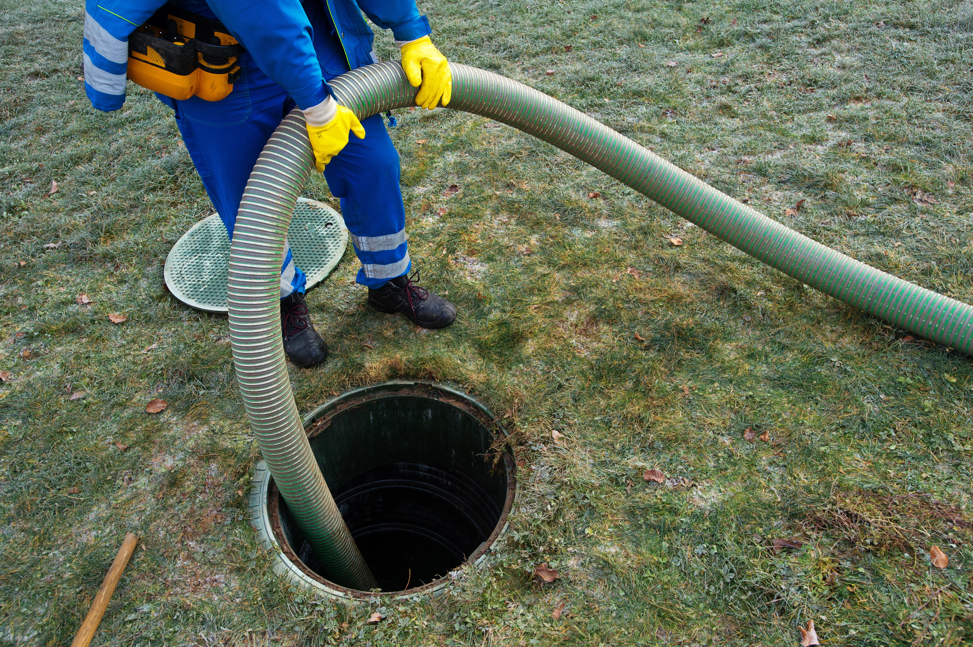 4 Warning Signs Your Septic Tank Is Full
