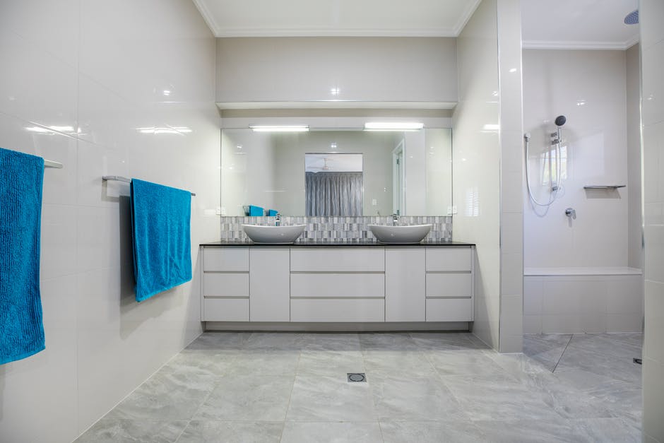 Your master bathroom deserves a remodel suitable to its name. Read on to discover master bath remodel ideas we love here.