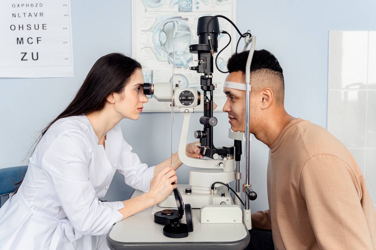 Top 5 Reasons to Schedule an Appointment With an Optometrist
